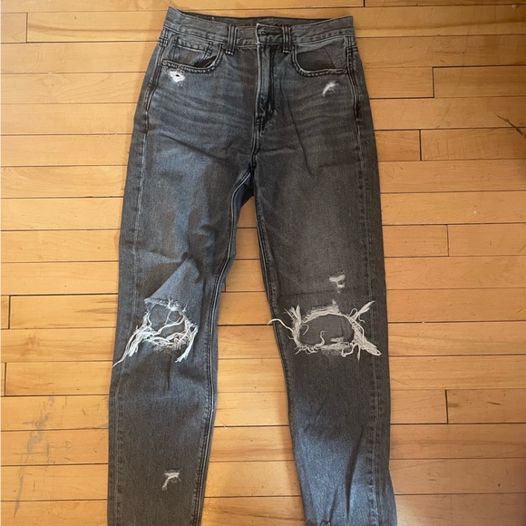American Eagle Jeans - Picture 1 of 3